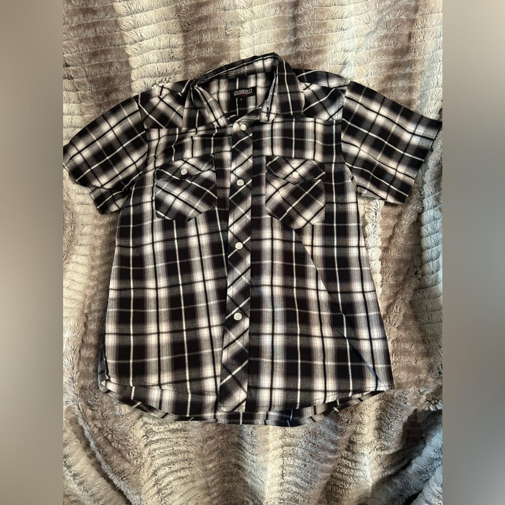 Gioberti Italy, black plaid shirt size 7